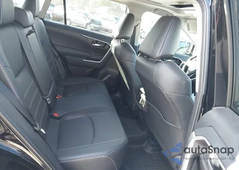 2024 Toyota Rav4 Xle Premium from USA, damaged, VIN 2T3A1RFV2RC449425